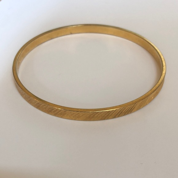 Vintage MONET Textured Gold Bangle Bracelet Modern - Picture 1 of 10